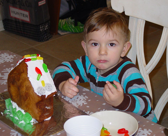 Decorating a Gingerbread House (Christmas, 2013)